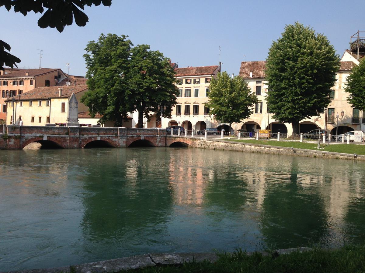 Holiday Treviso Suite LOMBARDI Exterior foto